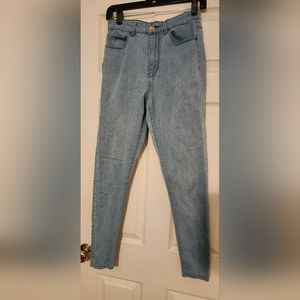 Womens Jean's, Forever 21 Size 26, inseam 28 inches, blue jeans